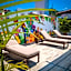 Hotel Encino
