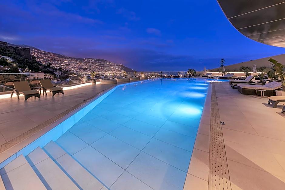 The Views Baia - Adults Only
