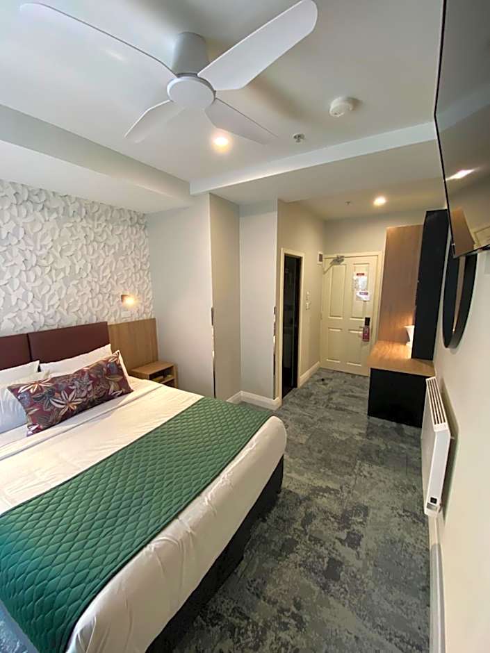 Trinity Hotel
