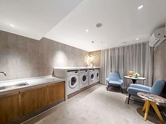 Home Inn (Guangzhou Tianpingjia Metro Station Chengguang Building)