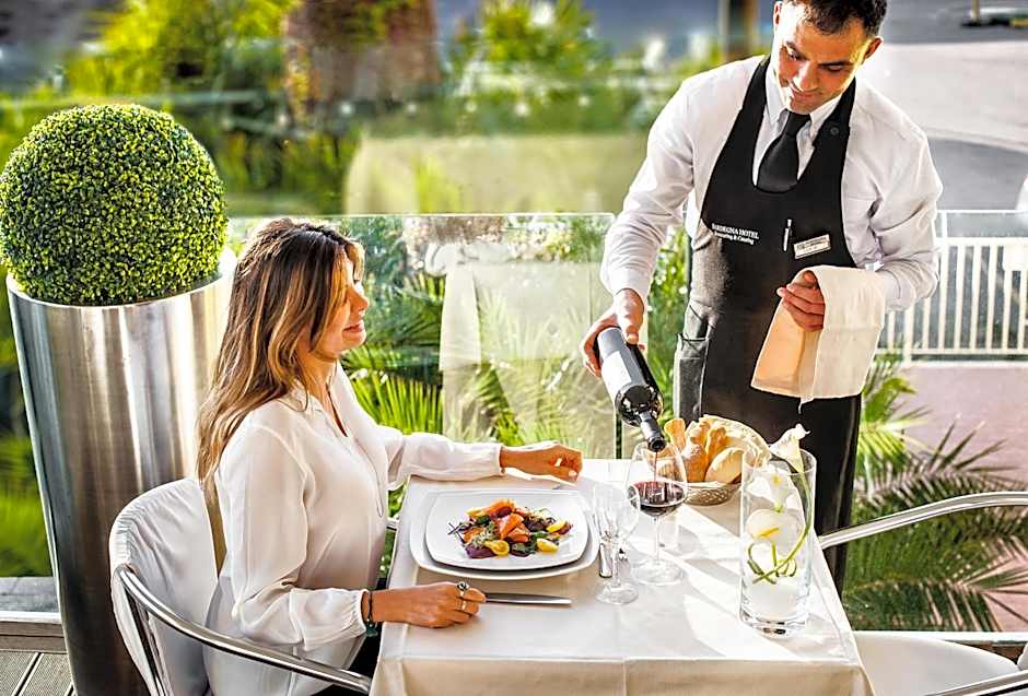 Sardegna Hotel - Suites & Restaurant