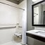 Holiday Inn Express & Suites Stillwater - University Area By IHG