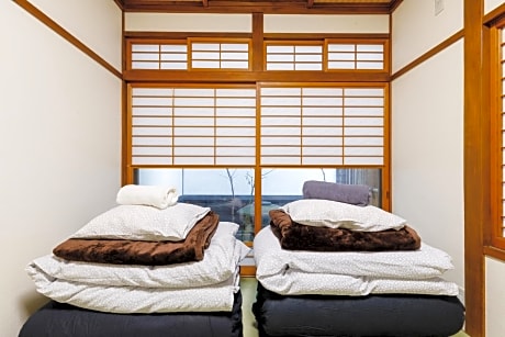 Japanese-Style Room (2 adult)