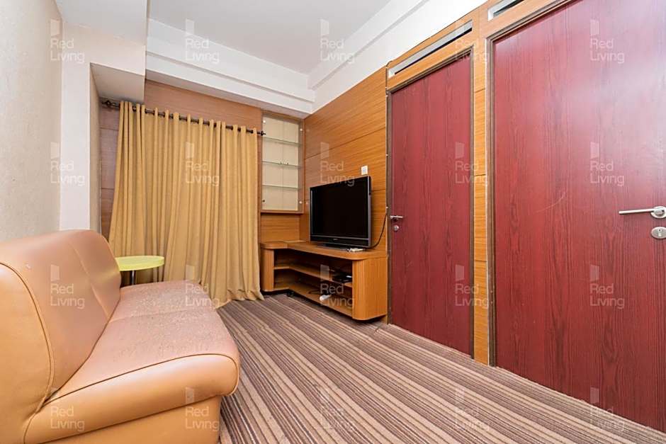 RedLiving Apartemen Tamansari Panoramic - Rasya Room