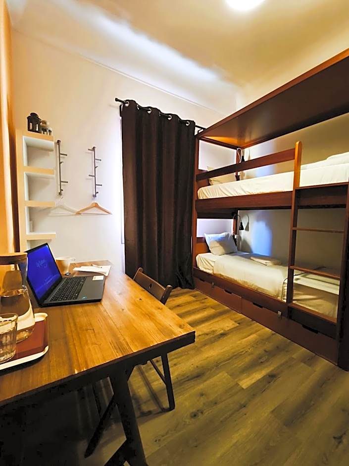 Ey Lisbon GuestHouse