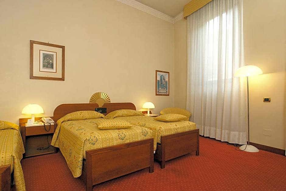 Hotel Roma