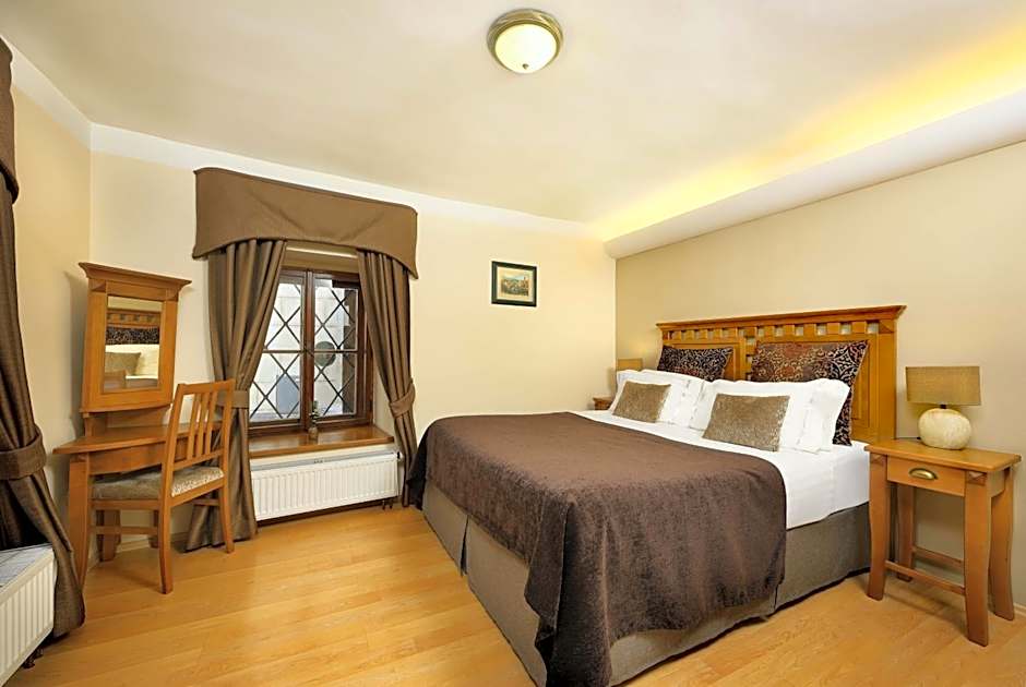 Castle View Apartments