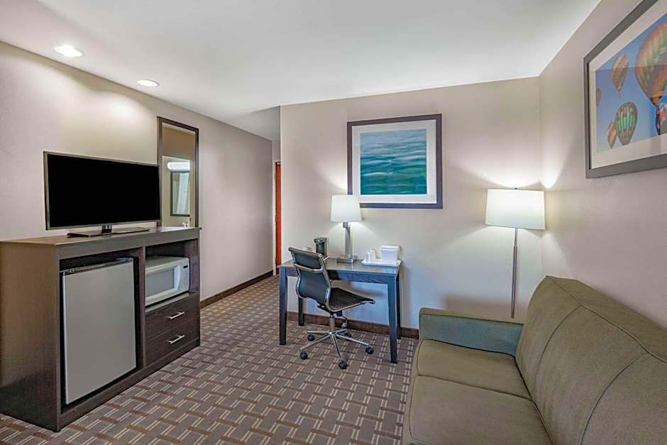 Baymont by Wyndham Farmington