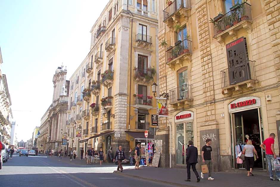 The Artist's Home Catania Centro