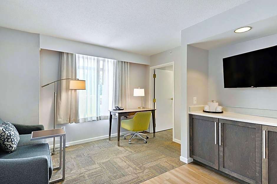 Hampton Inn By Hilton Alexandria-Old Town/King St. Metro
