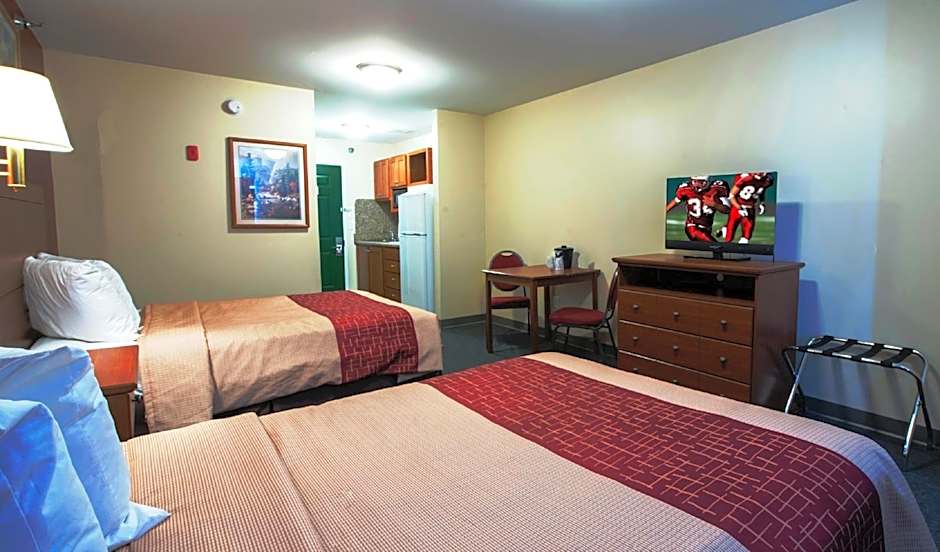 Red Roof Inn & Suites Dickinson