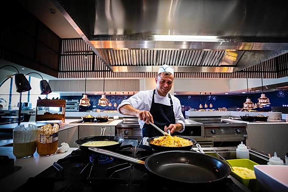 Louis Phaethon Beach