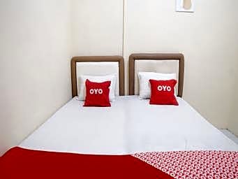 Hotel O Kost Ketapang Syariah