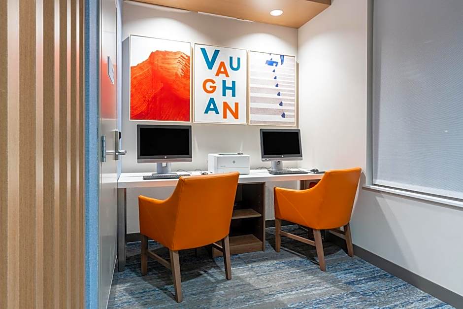 Holiday Inn Express & Suites Vaughan Southwest By IHG