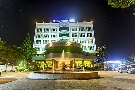 My Tra Riverside Hotel