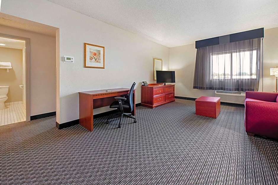 La Quinta Inn by Wyndham Ft. Lauderdale Tamarac East