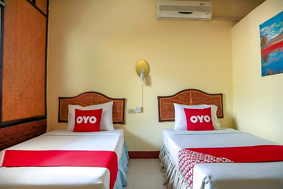 OYO 681 Paradise Hotel