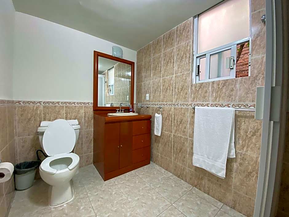 Grupo Kings Suites - Bosques de Duraznos 78