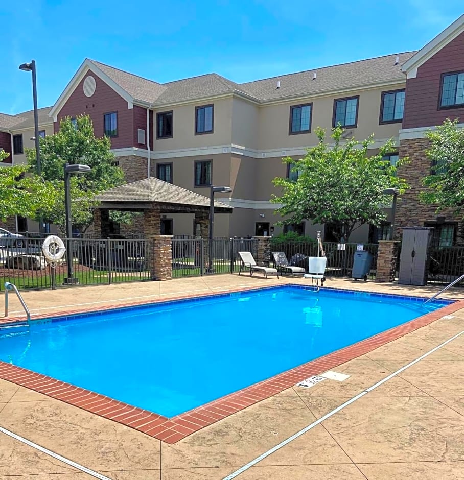 Staybridge Suites Bowling Green By IHG