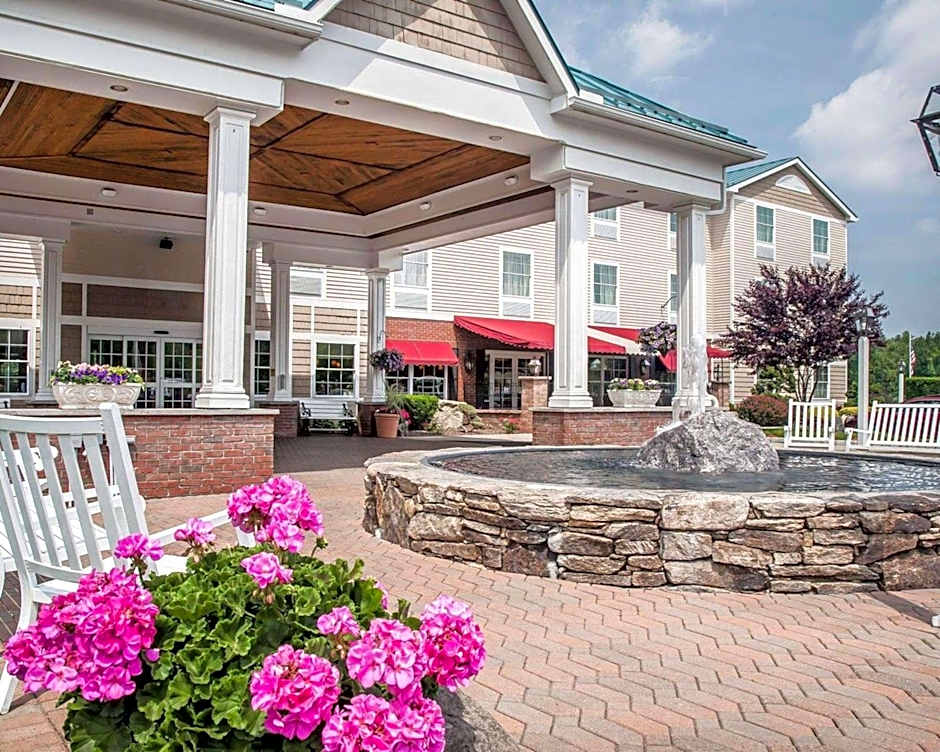Comfort Inn & Suites Sturbridge-Brimfield