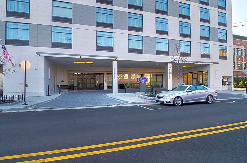 Hampton Inn By Hilton Chicago North-Loyola Station, Il