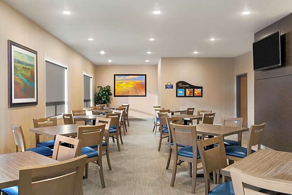 Days Inn & Suites by Wyndham Yorkton
