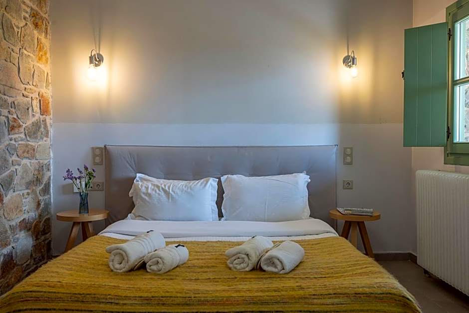 Foresta in Medias Mores