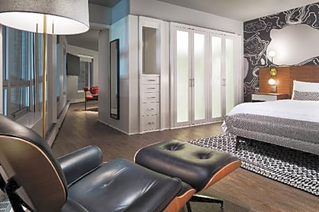 Luxury Suite, 1 Bedroom Suite, 1 King, City view