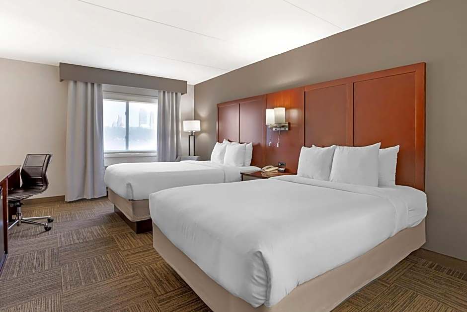 Comfort Inn Edgewater on Hudson River