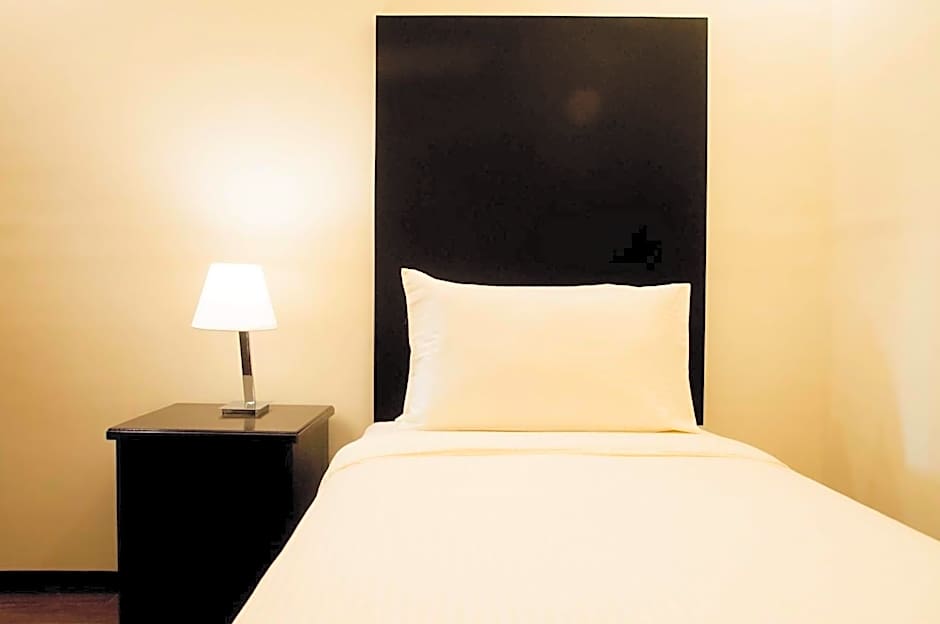 Piña Suites