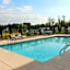 Holiday Inn Express & Suites Hendersonville SE - Flat Rock By IHG