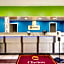 Clarion Inn & Suites Russellville I-40