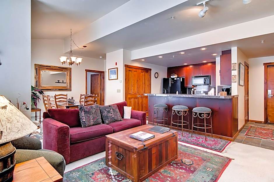 Main Street Junction