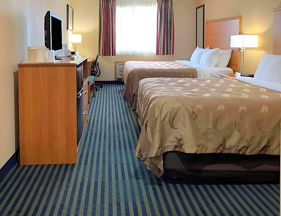 Quality Inn Ottawa near Starved Rock State Park