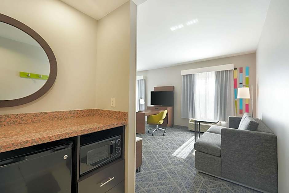 Hampton Inn By Hilton And Suites Tulsa Central