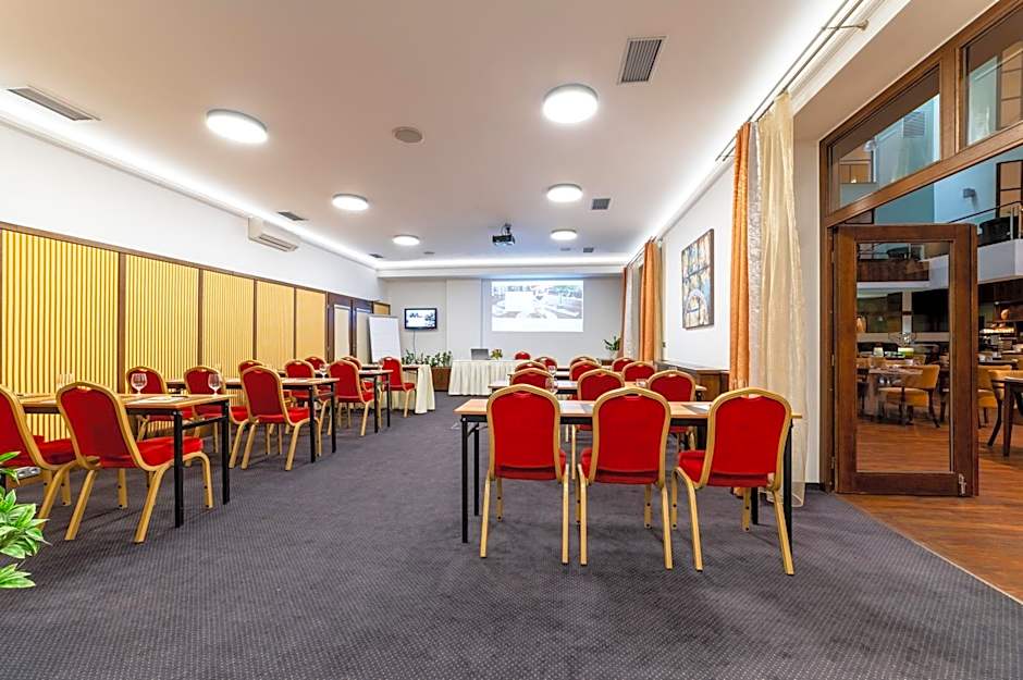 Hotel Baltaci Atrium