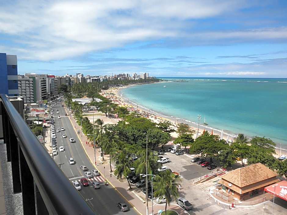 NA BEIRA MAR DE PAJUCARA - EDIFICO NEO 2- APARTAMENTO COM 02 QUARTOS - POSSUI VARANDA- VISTA LATERAL DO MAR- AVENIDA DOUTOR ANTONIO GOUVEIA 1081- CONSUMO ELETRICO É PAGO No CKECK-OUT 1KWH É 1,35 REIAS -TEM TELA DE PROTEÇÃO-