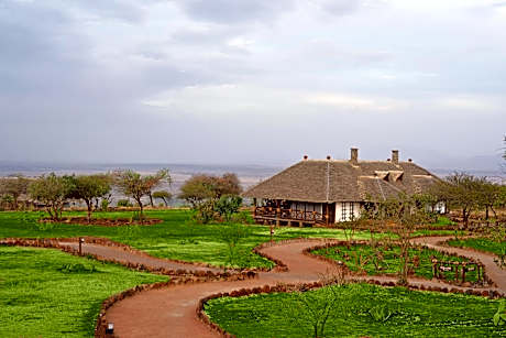 Lake Manyara Kilima Moja Lodge