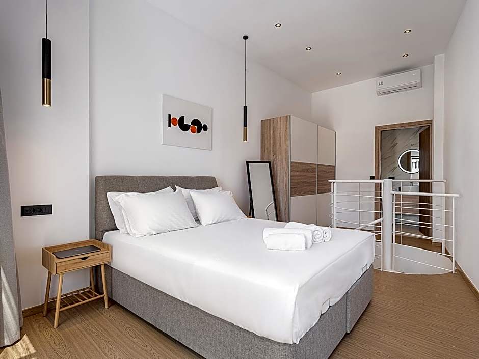 NEK Suites - Adults Only