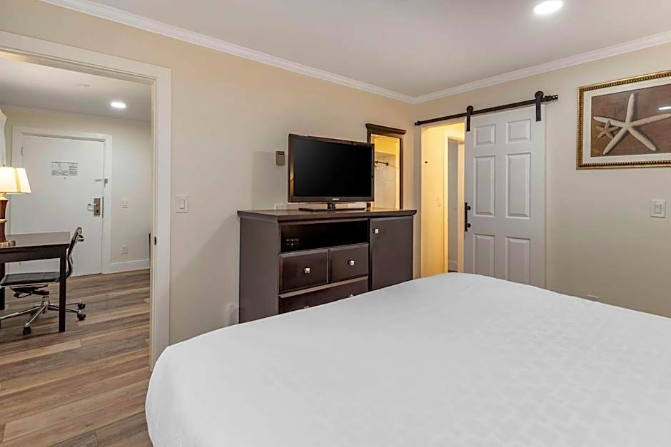Best Western Carmel's Town House Lodge