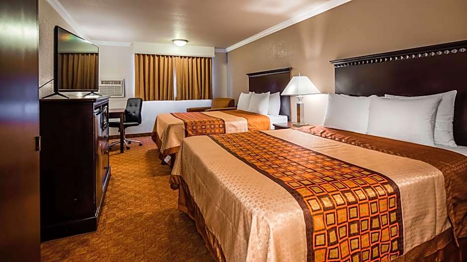 Lompoc Valley Inn and Suites