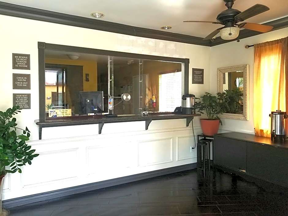 Casa Bella Inn Downtown LA