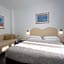 MoMo Seaview Hotel