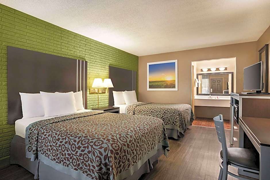 Days Inn by Wyndham Hardeeville/ I-95 State Line