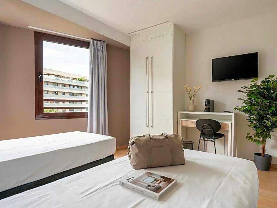 Limehome Barcelona Carrer de Fontcoberta - Digital Access