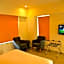 Hi 5 Hotel & Experience