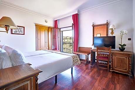 Double Room with Alhambra View