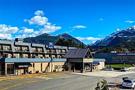 Sea to Sky Hotel and Conference Centre