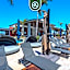 Cozy Apt with Private Terrace - Rooftop Pool