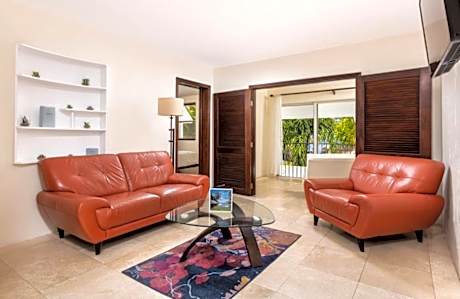 Deluxe Suite with Sea View